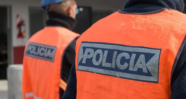 Aprehendieron a cuatro menores de edad por intentar robar en diferentes lugares