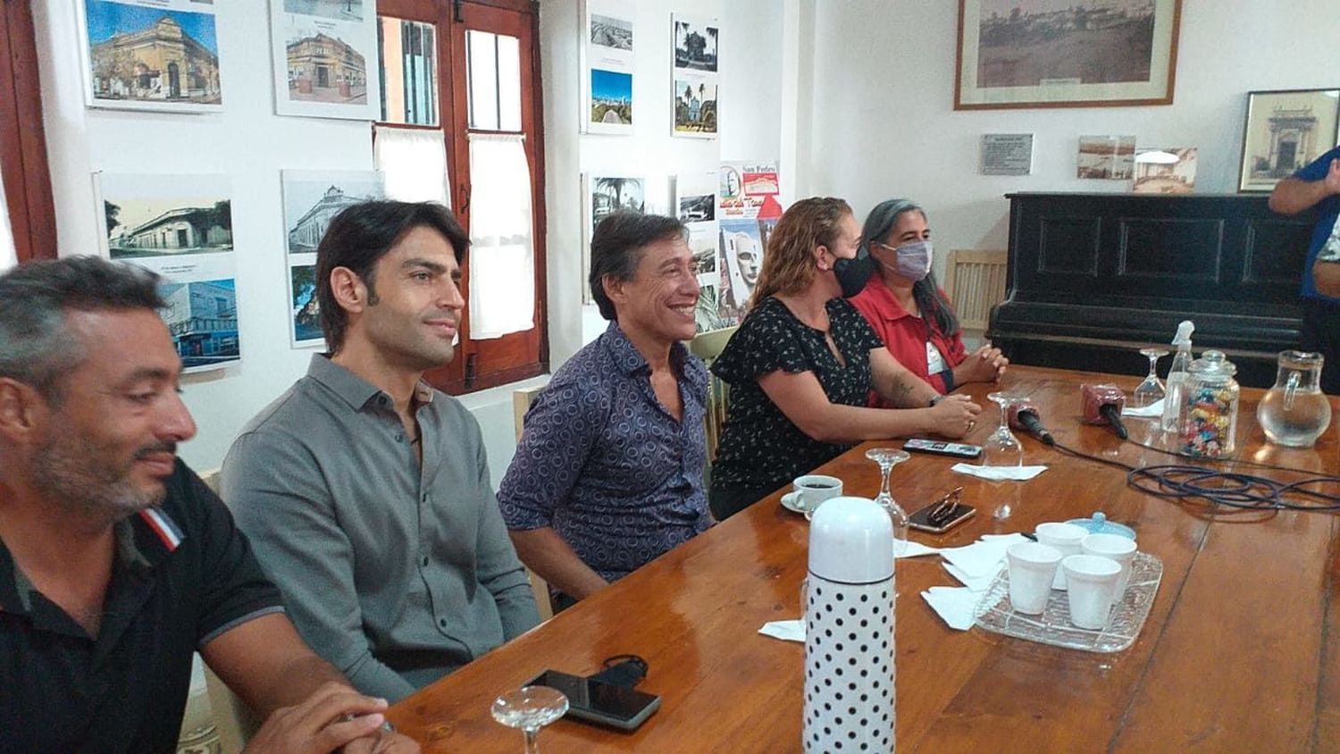 Presentaron “Relaciones peligrosas”, la obra de teatro con Fabián Gianola y Claribel Medina