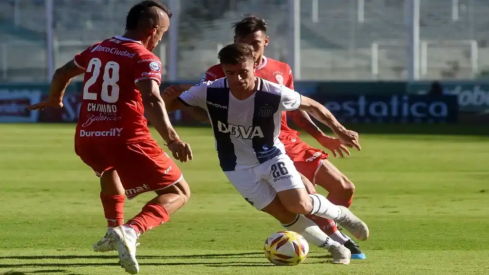 Talleres y Huracán igualaron sin goles en Córdoba