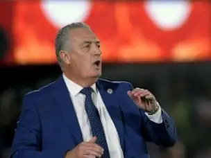 ALFARO  DT DE PARAGUAY  ELIMINATORIAS