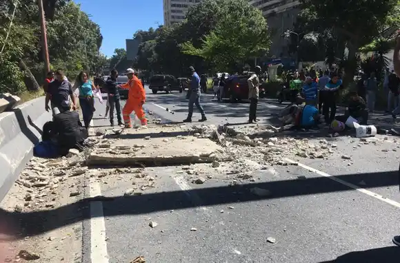 Crónica de un desastre anunciado: el colapso de la pasarela se pudo evitar