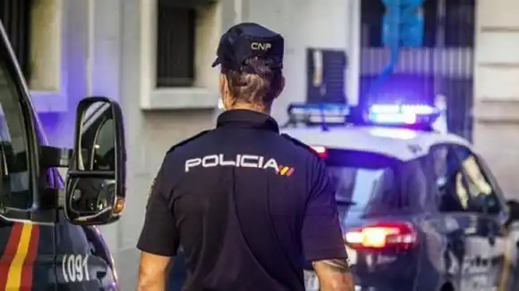 ¡TERRORISMO! ESTALLA SOBRE BOMBA en embajada de Ucrania en España