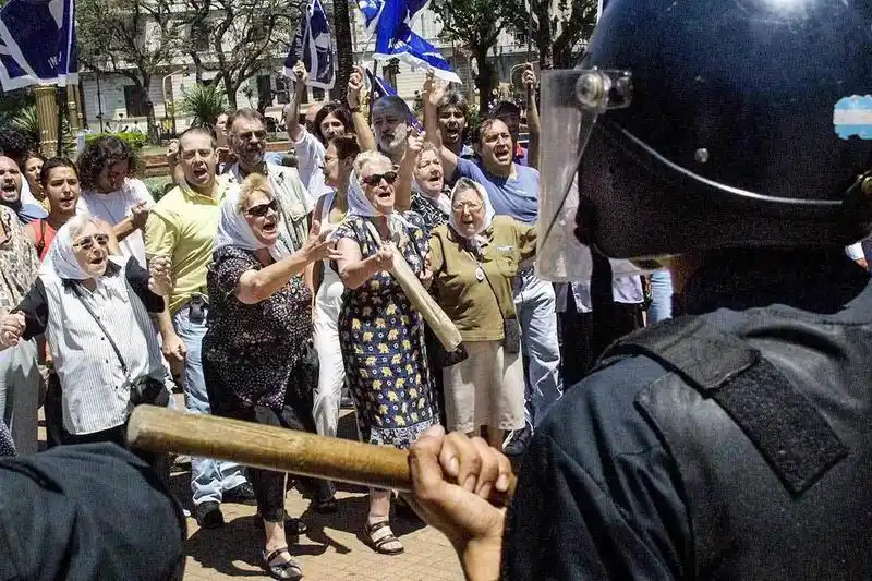 La contundente crítica que recibió
Bullrich por parte de una funcionaria