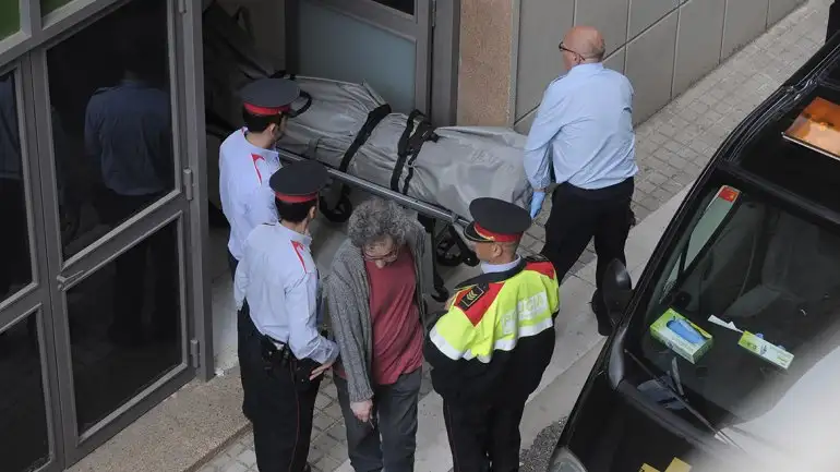 España: un alumno armado con una ballesta mató a un profesor e hirió a tres personas
