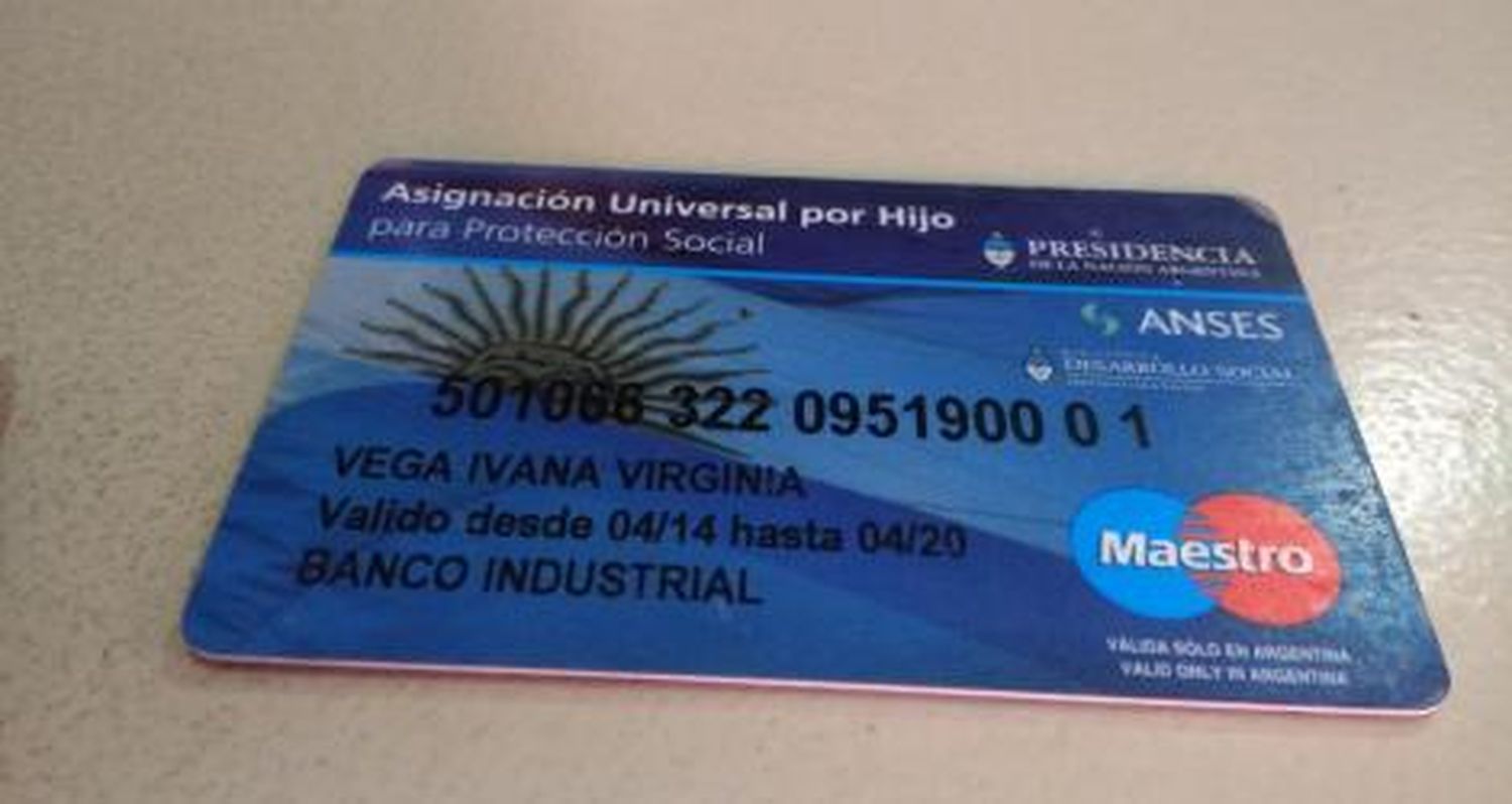 Tarjeta de Asignación Universal por Hijo encontrada