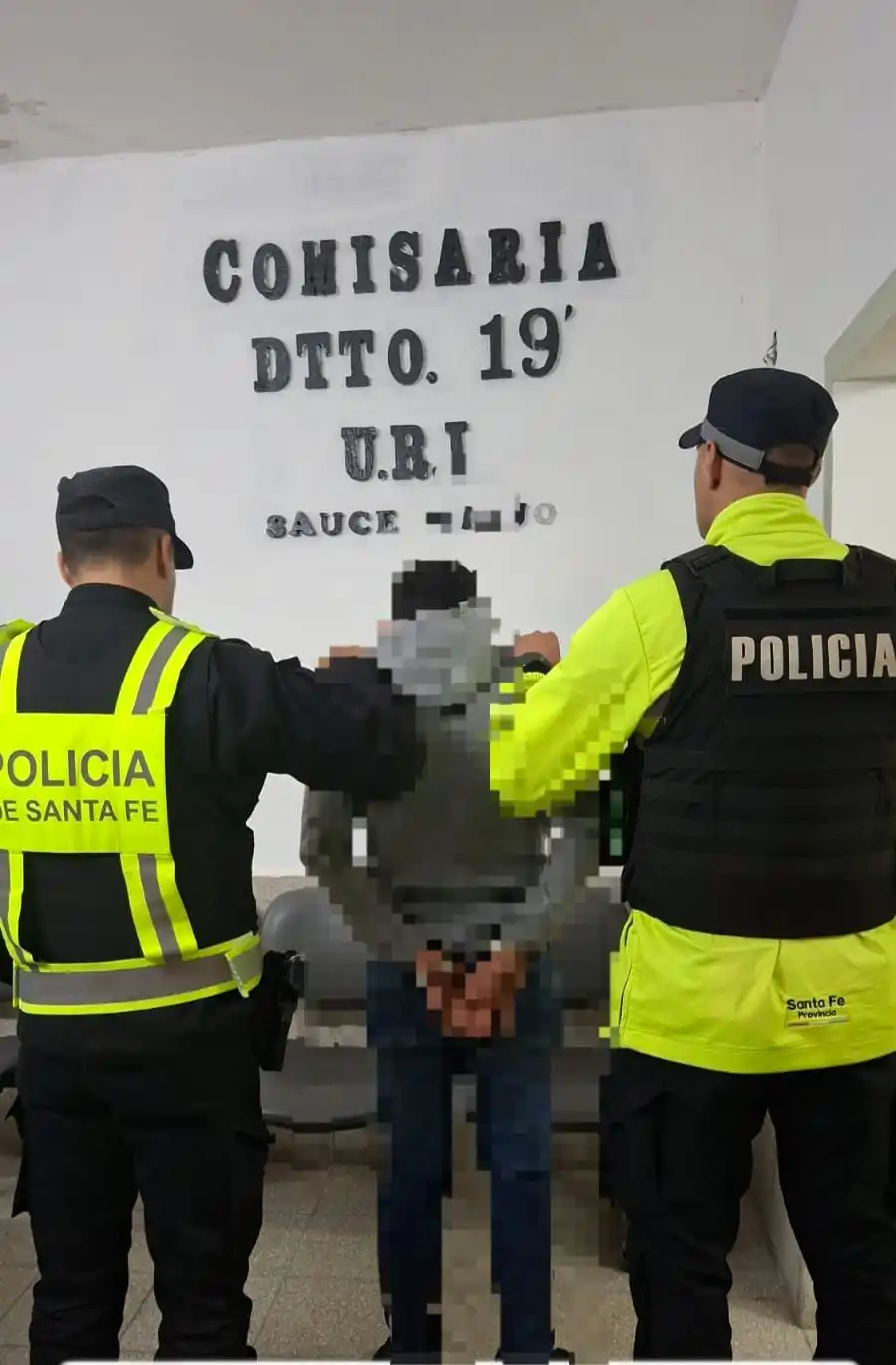 Arrestan a un hombre en Matilde por conducir un vehículo robado - 1