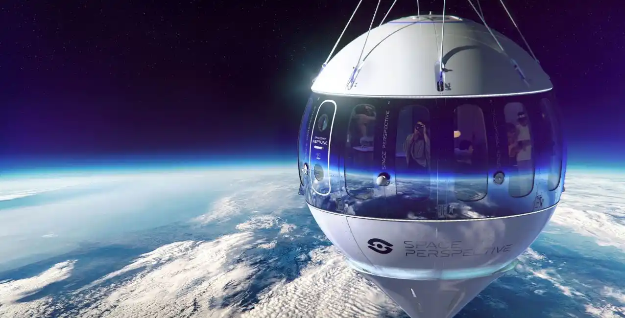 Una empresa estadounidense realiza casamientos en el espacio: ¿cuánto cuesta?