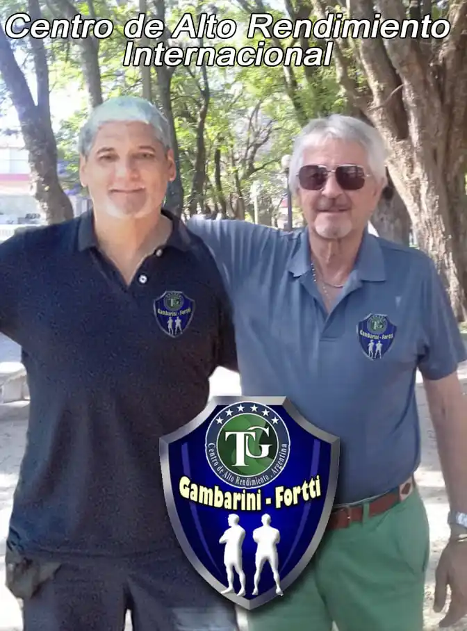 En la gráfica se observa a Theo Gambarini junto a Raúl Fortti, quienes dictarán una capacitación el venidero 4 de Abril en Barrio Norte.