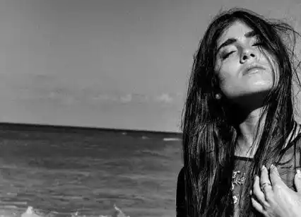 Choque frontal en Uruguay: una de las víctimas fatales es una reconocida modelo santafesina