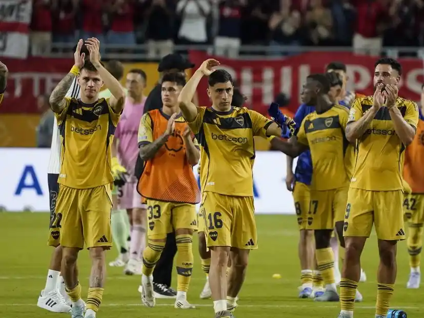 Los jugadores de Boca en el partido ante Bayern Múnich. Foto:Fernando De la Orden