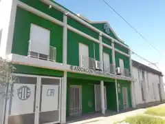 ATE aceptó el 18% de aumento salarial y pide un bono