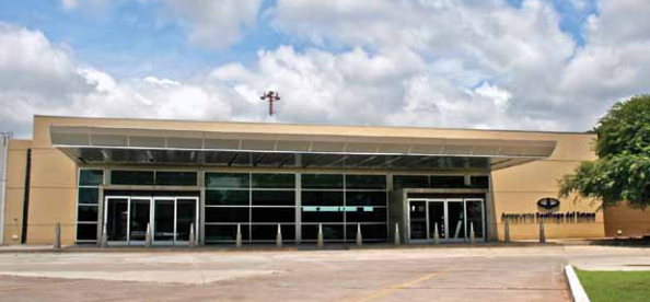 Avanzan las reformas al aeropuerto de Santiago