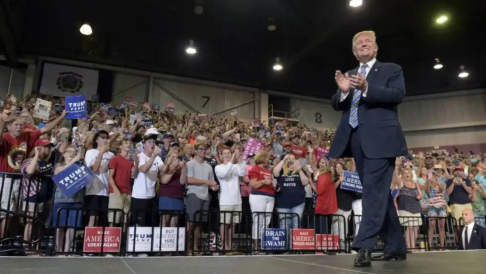 Trump lanza en Facebook su informativo de “noticias reales”