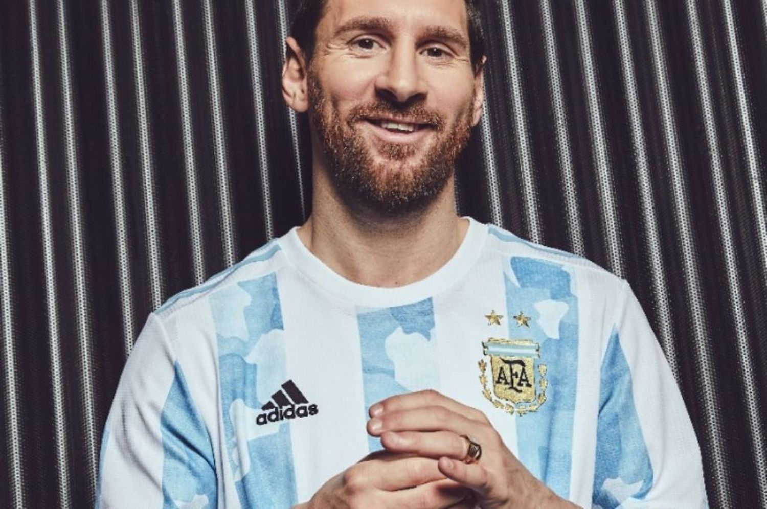 Presentaron la nueva camiseta de la selección argentina