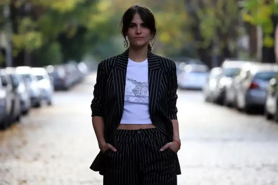 Desfiló para Pancho Dotto, da clases de cerámica y prepara su debut en teatro: la vida de Mica Riera antes y después de interpretar a Fabi Cantilo