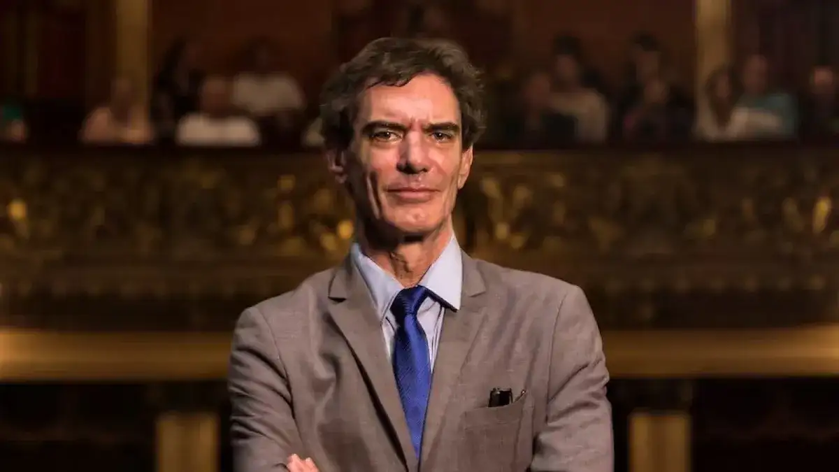 El exfuncionario tenía 61 años; padecía Esclerosis Lateral Amiotrófica.