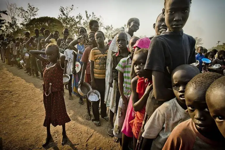 Más de dos millones de niños están en situación precaria por el conflicto etíope