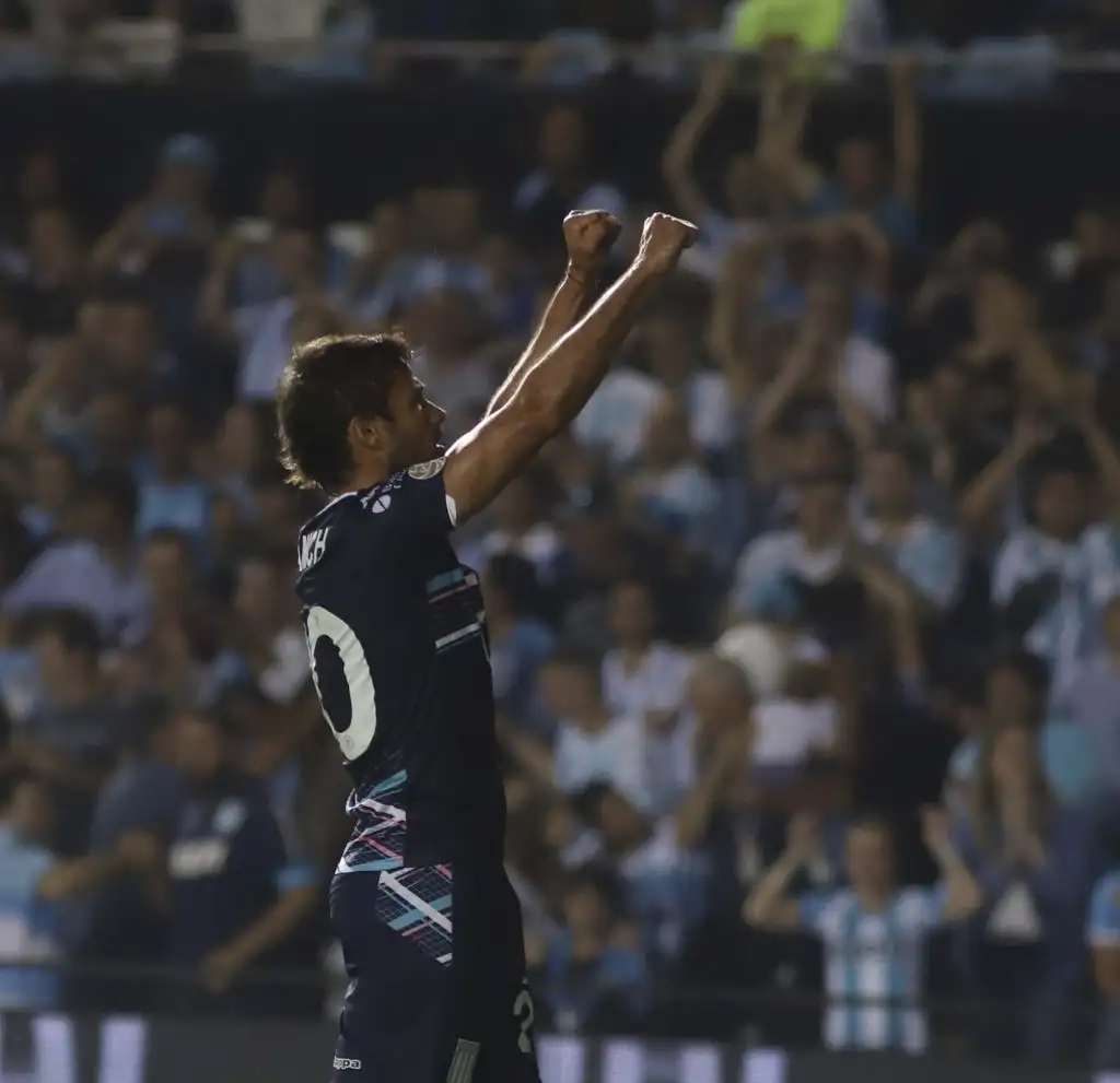 Lanús-Racing, por puntos que los pongan bien arriba 