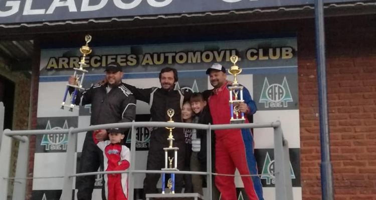 En Arrecifes, Jorge Hepp y Pablo Marelli se subieron al podio en el TC 850 y ganó Ezequiel Iglesias