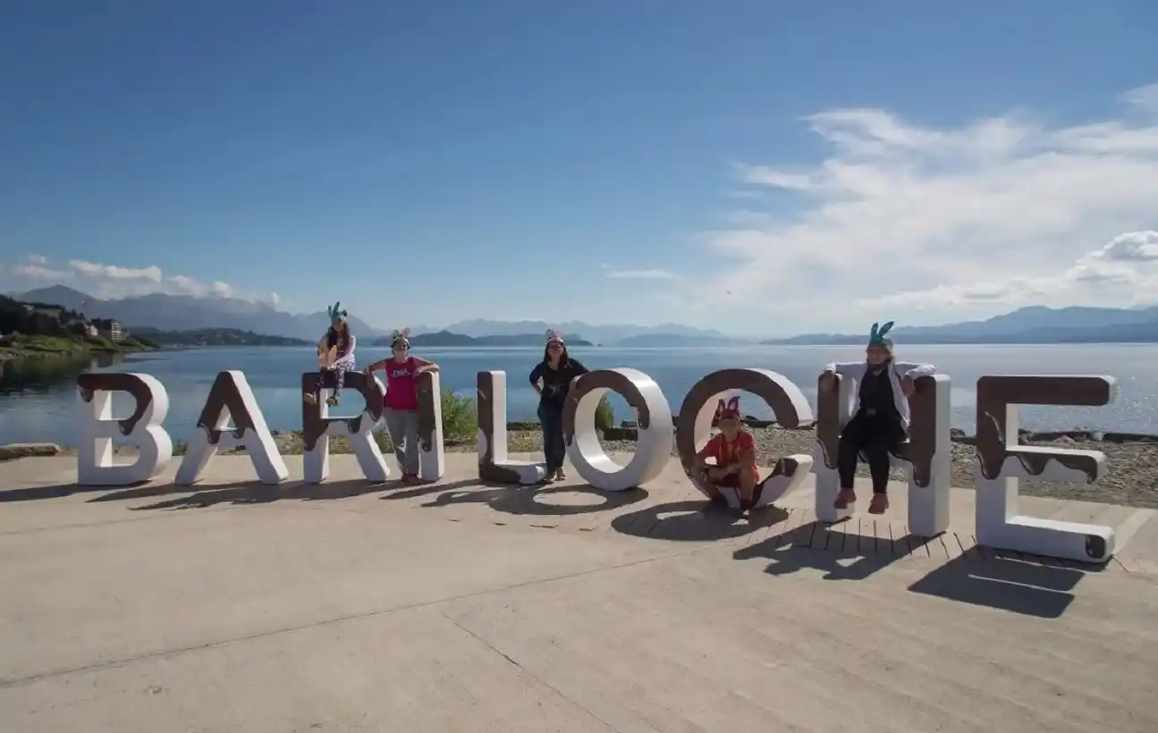 Los viajes estudiantiles ante un dilema: “los precios se han ido por las nubes y tememos que la gente opte por no viajar”