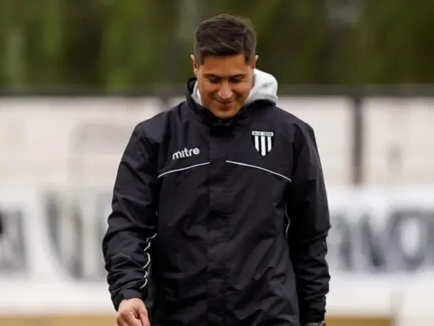 El rafaelino E.Medrán asume como nuevo DT de Colón de Santa Fe.