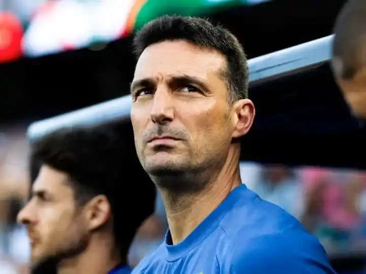 El DT de la Selección Argentina, Lionel Scaloni. Foto por NA