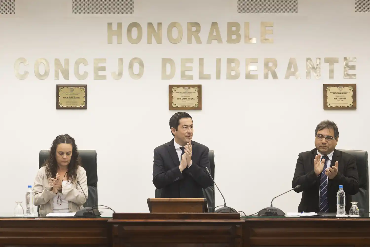"Nos vamos a romper el alma para poder seguir generando crecimiento para Malvinas", dijo Nardini.
