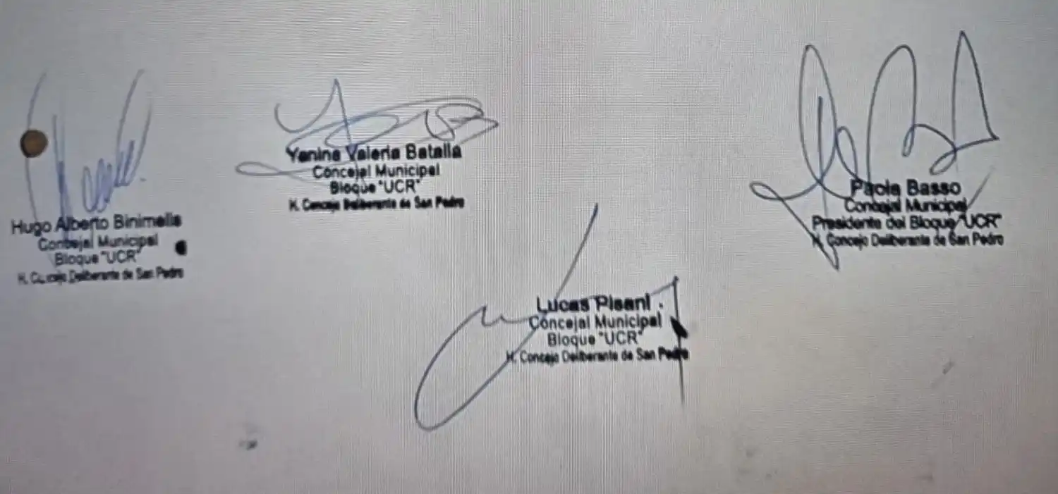 Firma de los cuatro concejales radicales