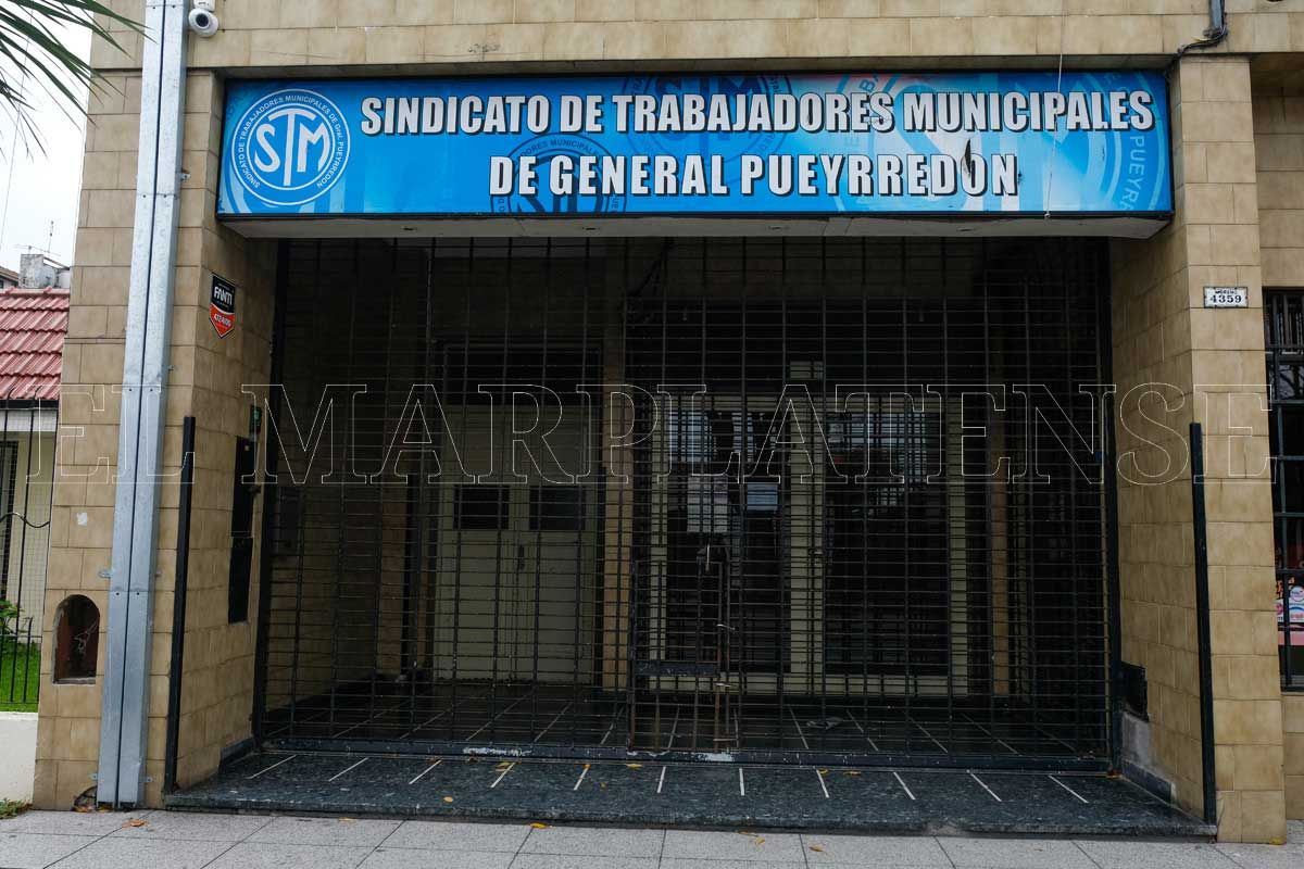 Los municipales reconocen un acatamiento al paro del 85%