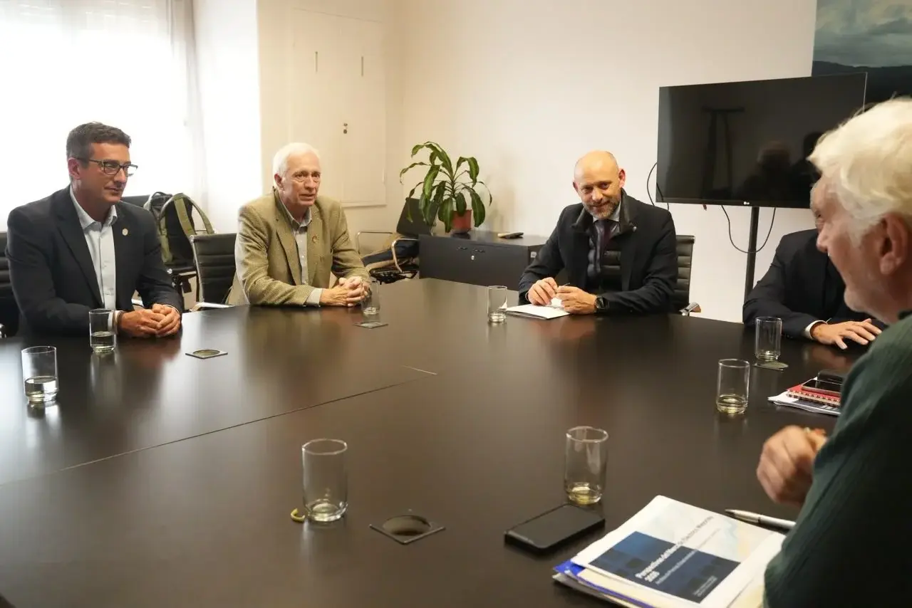 Santa Fe llevó a Nación una propuesta para aliviar el impacto tarifario sobre la industria junto a la Región Centro