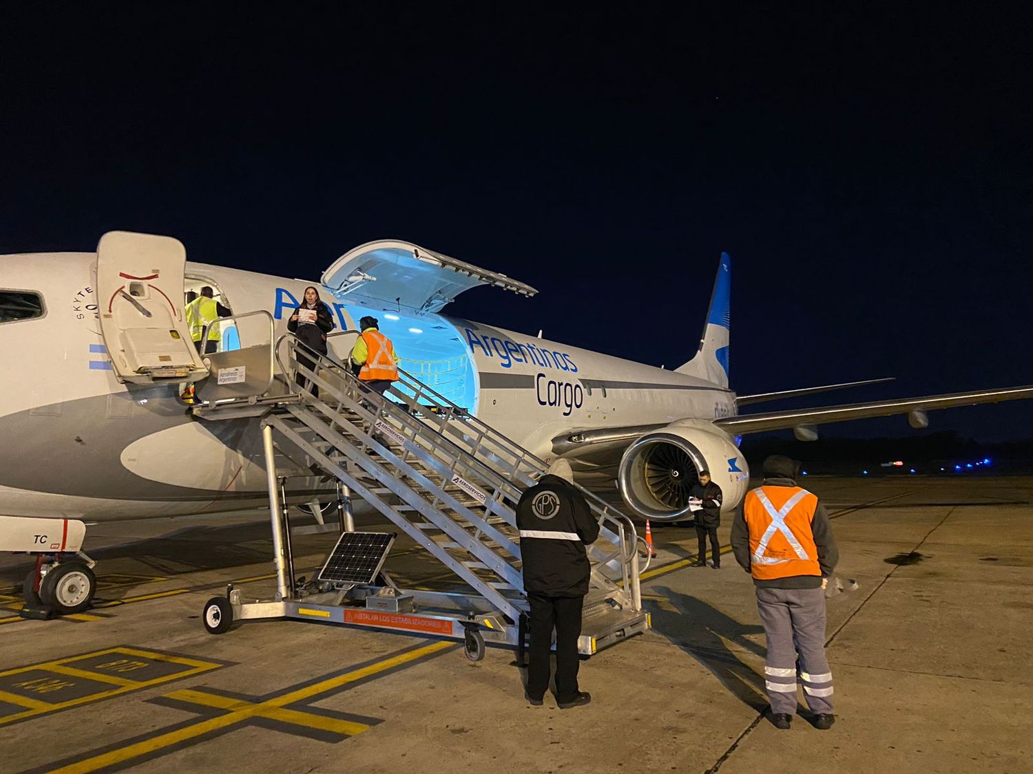 Aerolíneas Argentinas Cargo began operations