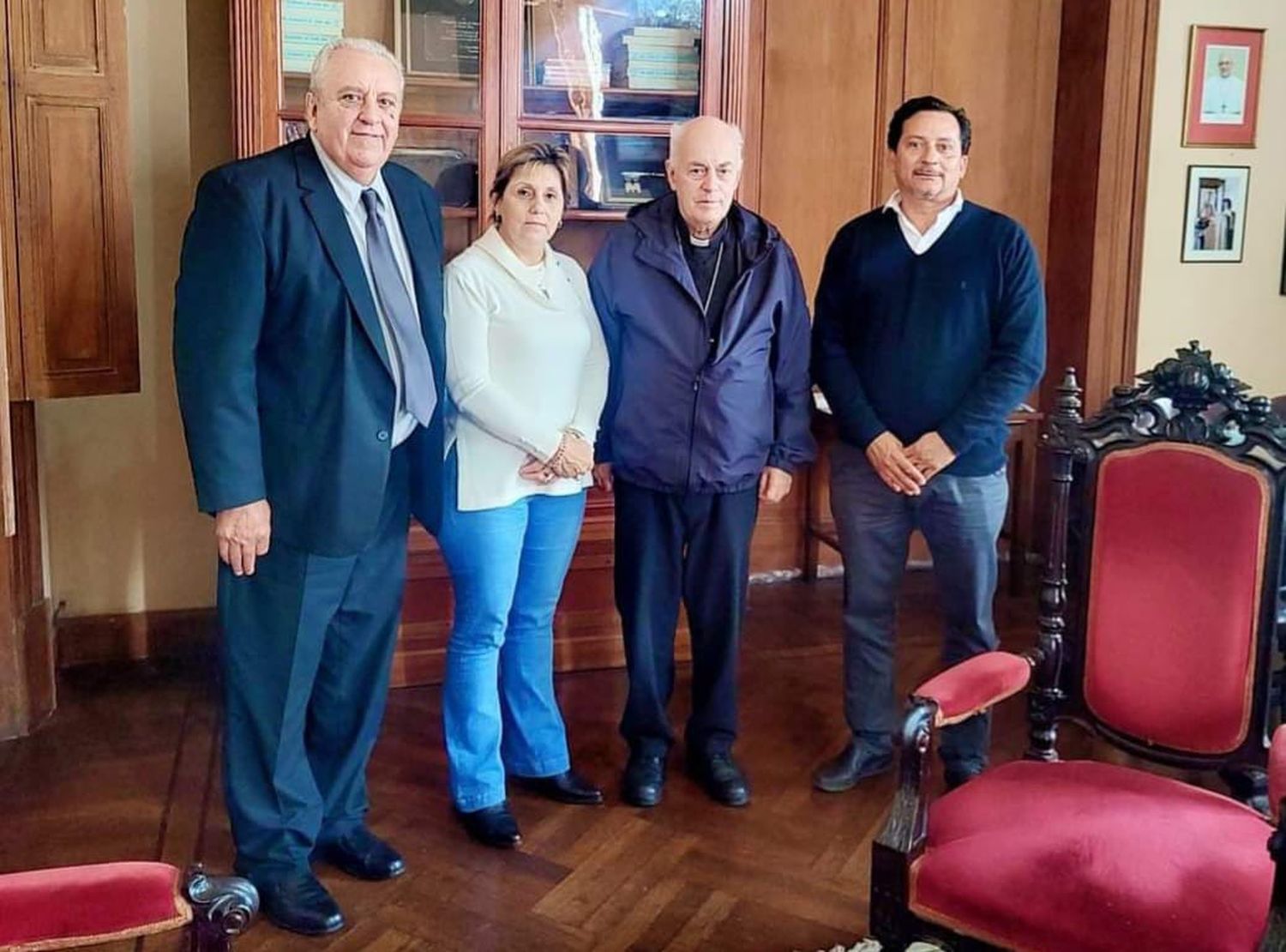 Monseñor Puiggari recibió a la diputada Liliana Salinas