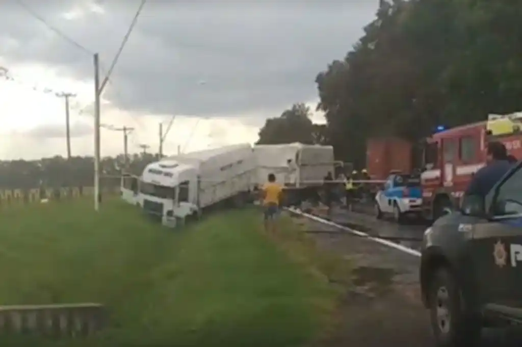 Accidente fatal de camiones en la ruta 21