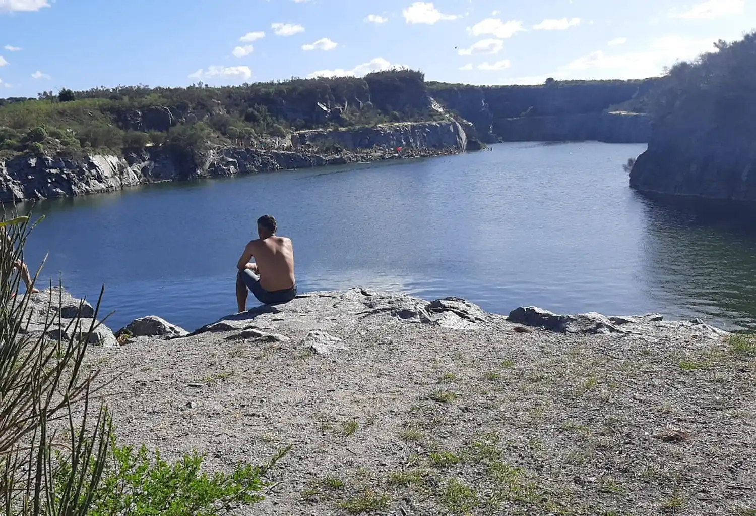 La charla propone pensar propuestas ciudadanas para los pasivos ambientales, como las Cavas de Cerro Leones