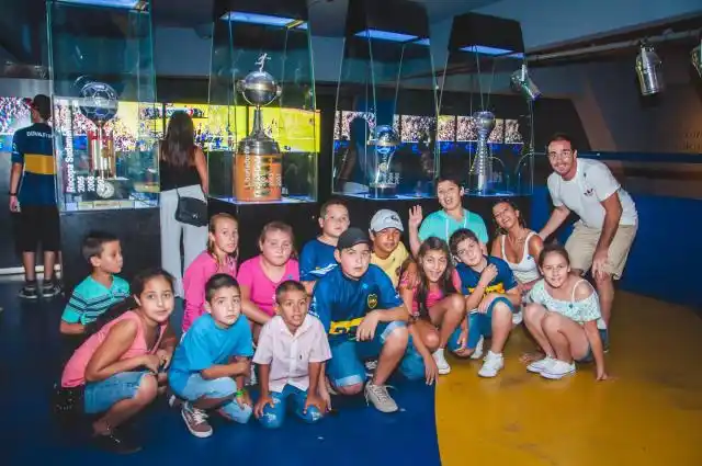 Niños de Puerto Ruiz visitaron Boca Juniors
