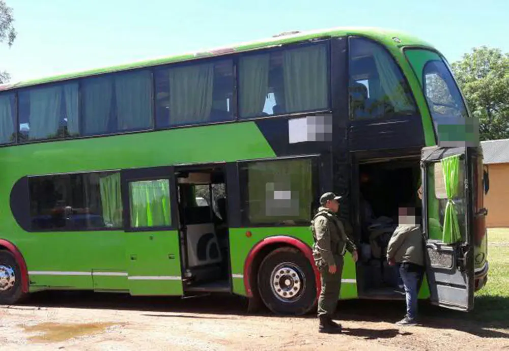 Chofer de la Tragedia de la escuela de danza en Mendoza intentó sobornar a gendarme para evitar un control