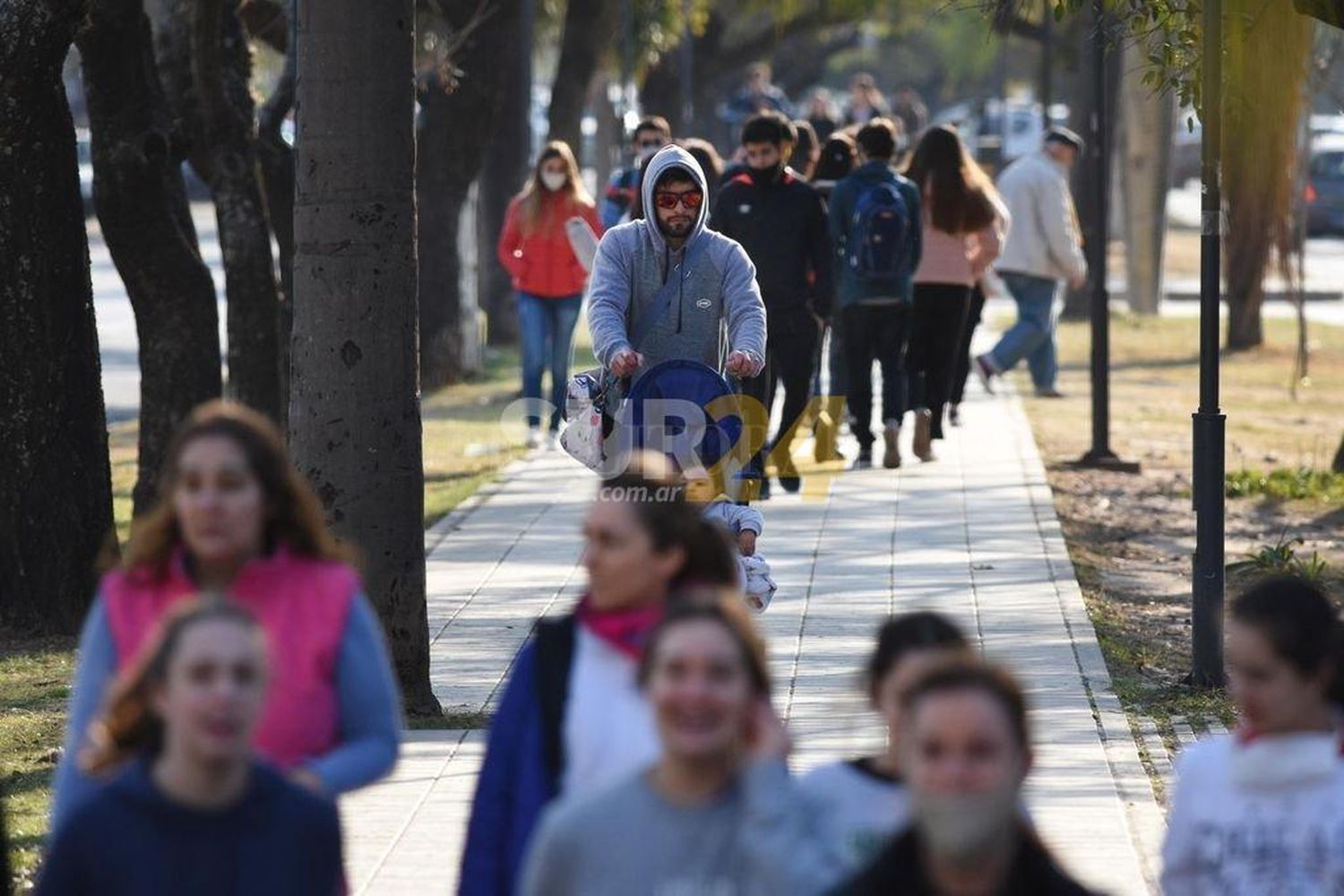 ¿Llega el frío?: pronostican tormentas y bajas temperaturas para el centro del país