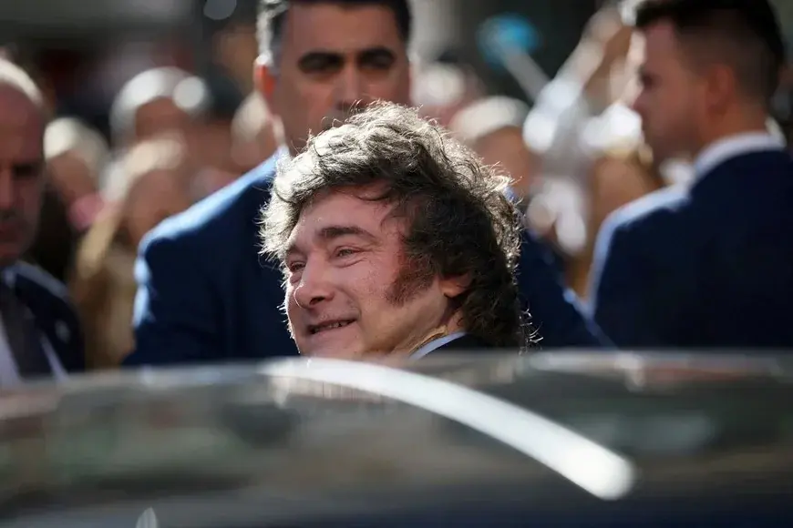 Javier Milei viajó a Madrid para la Cumbre Iberoamericana en medio de la tensión diplomática con Pedro Sánchez