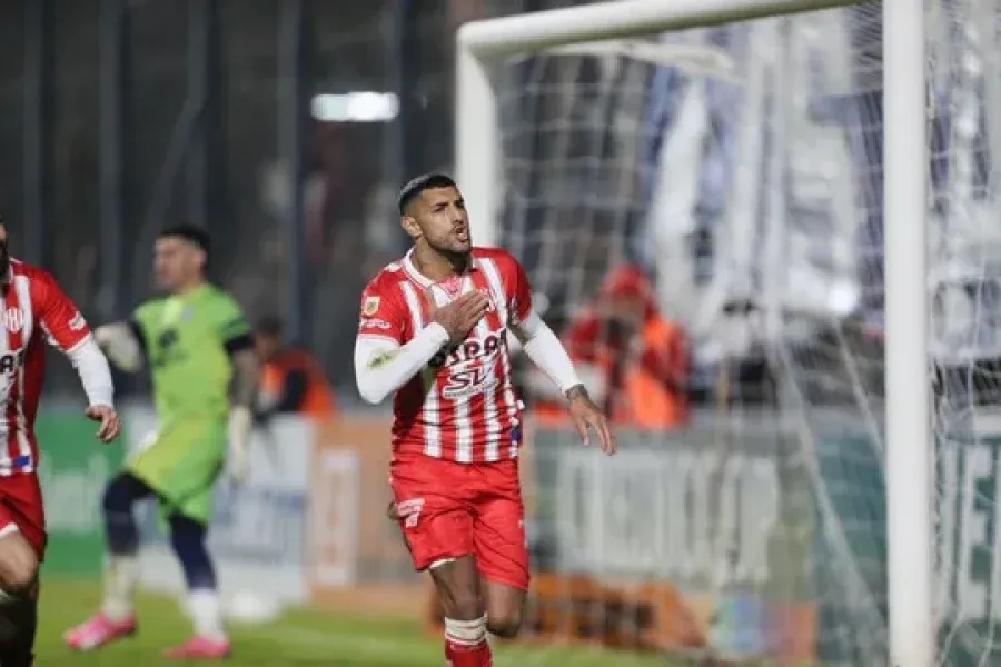 Unión ganó en Mendoza y es uno de los líderes de la LPF