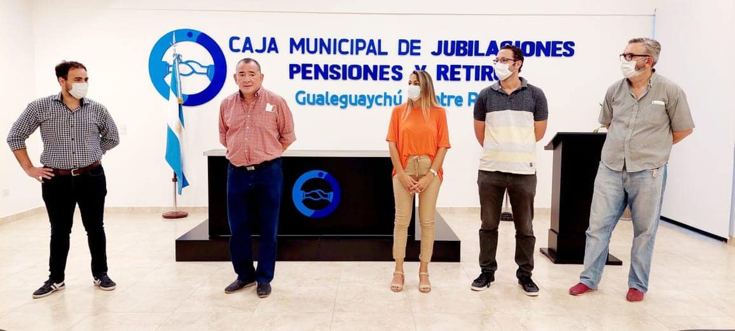 Se presentó la Escuela de Iniciación a la Natación