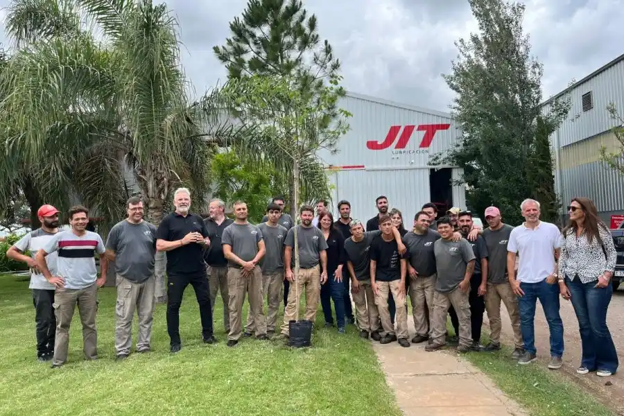 Plantación de 77 nuevos ejemplares