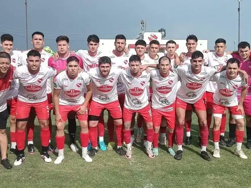 El grupo 6 también ya tiene a su clasificado: se trata del Deportivo Josefina, que este fin de semana ganó su segundo partido ante Quilmes de Rafaela como visitante por 2 a 1.