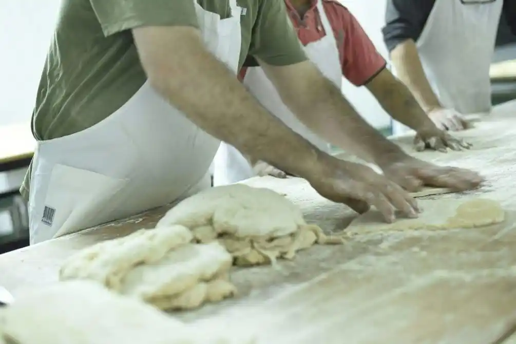 El penal de Dolores producirá pan para escuelas públicas