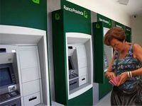 El IPS lanza un operativo para que todos los jubilados tengan tarjeta de débito
