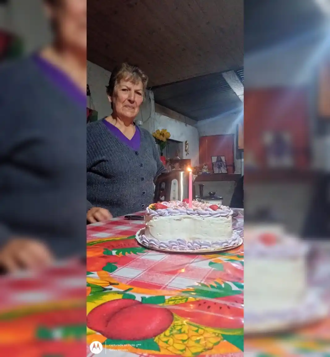 El poeta gaucho de Vuelta de Obligado saluda a su madre y a todas en su día