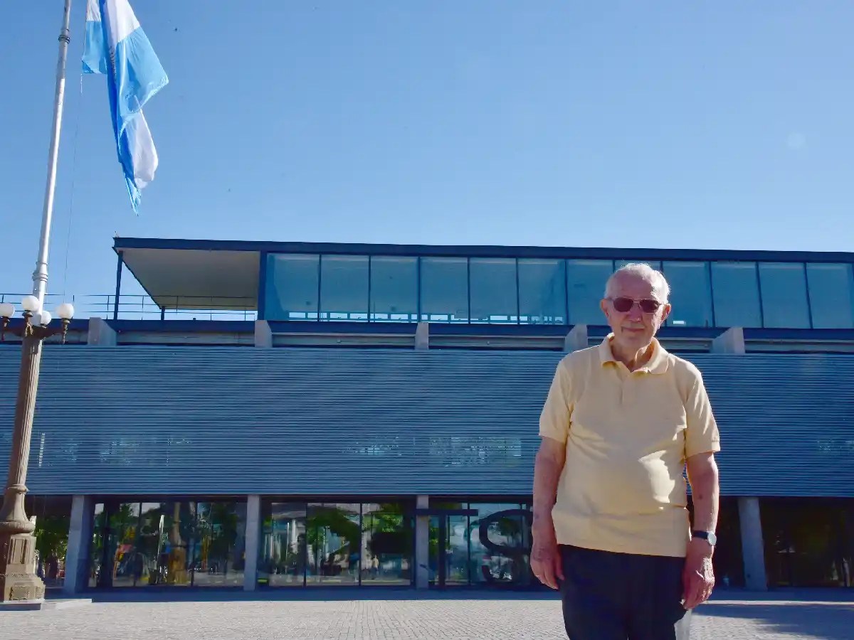 “La Plaza Cívica tiene una gran  alternativa que es ser realmente  una gracias a la Tecnoteca”
