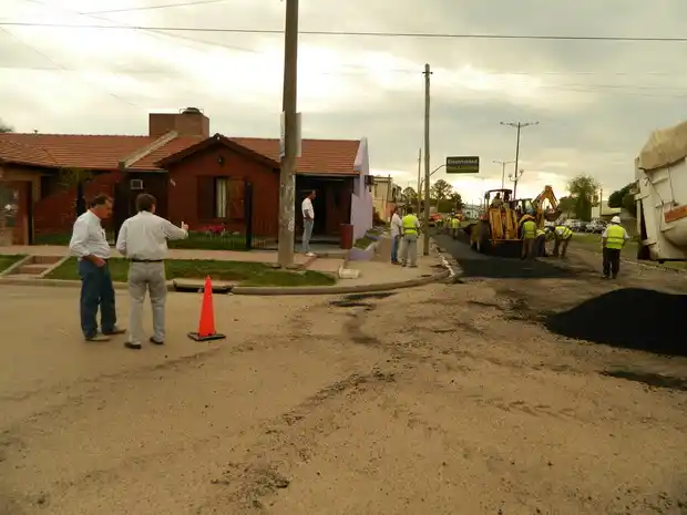 Último tramo de la repavimentación de Avenida Parque 