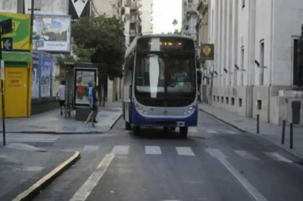 Sube el boleto del transporte urbano en Rosario