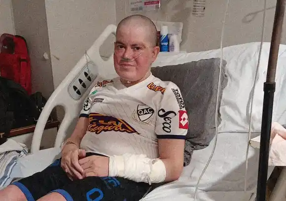 Santi, un marplatense que atraviesa una situación crítica y IOMA no le autoriza prestaciones básicas