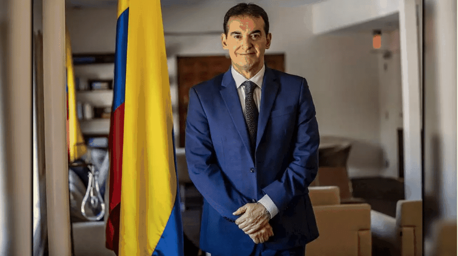 Así fue el primer día del General Salamanca, oficial de la policía en que más confía Petro